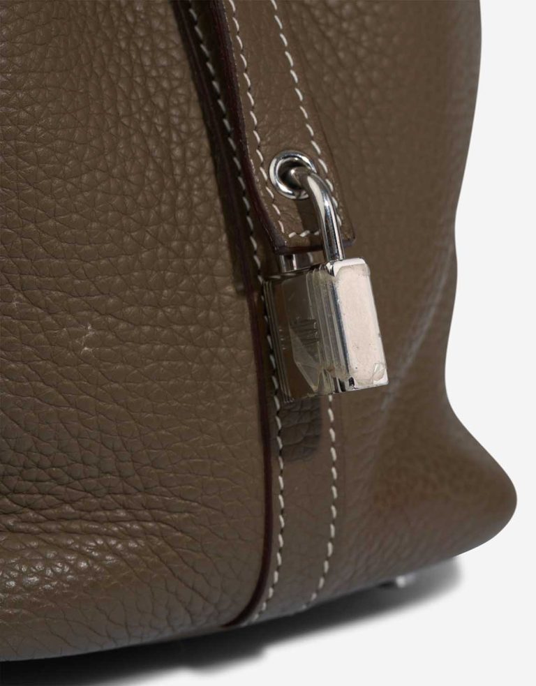 Hermès Picotin 18 Taurillon Clémence Étoupe Closing System | Sell your designer bag