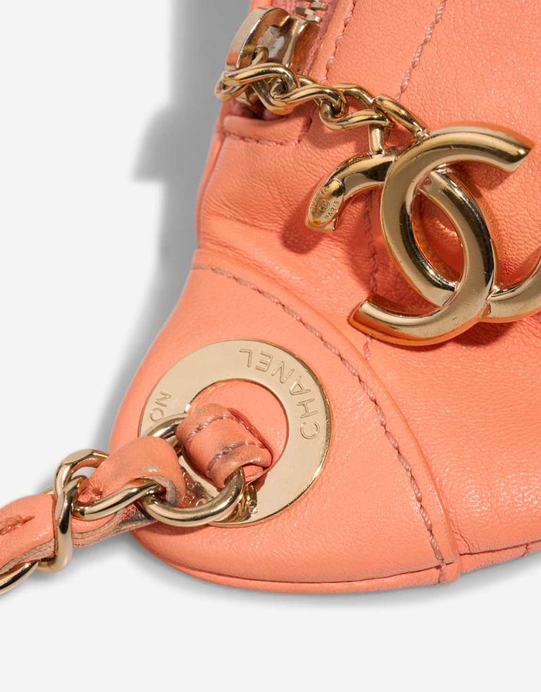 Chanel Timeless Belt Bag Medium Lamb Coral Signs of wear | Sell your designer bag