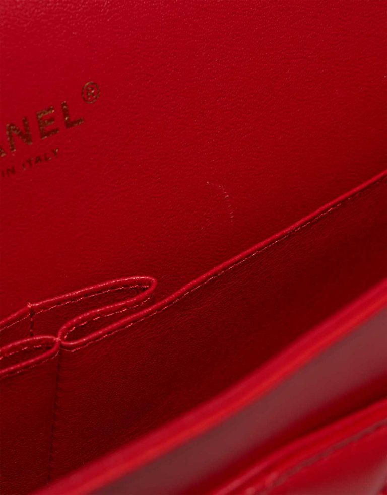 Chanel Timeless Maxi Lamb Red Signs of wear | Sell your designer bag