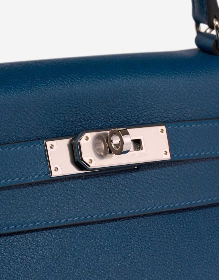 Hermès Kelly Verso 28 Evercolor Deep Blue / Vert Bosphore Closing System | Sell your designer bag