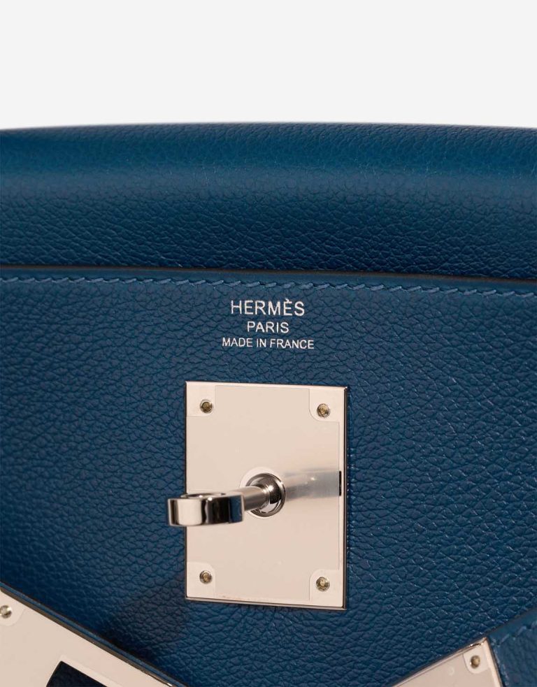 Hermès Kelly Verso 28 Evercolor Deep Blue / Vert Bosphore Logo | Sell your designer bag