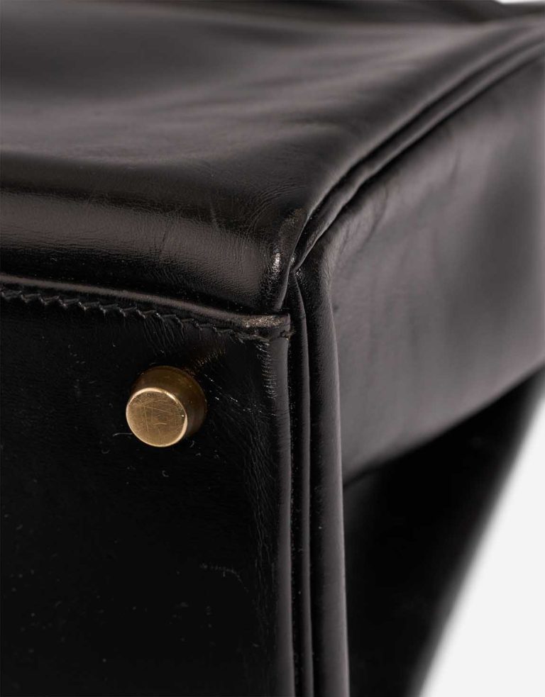 Hermès Kelly 32 Box Black Signs of wear | Sell your designer bag