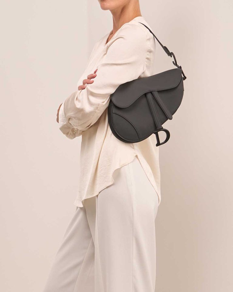Dior Saddle Medium Calf Black Front | Sell your designer bag