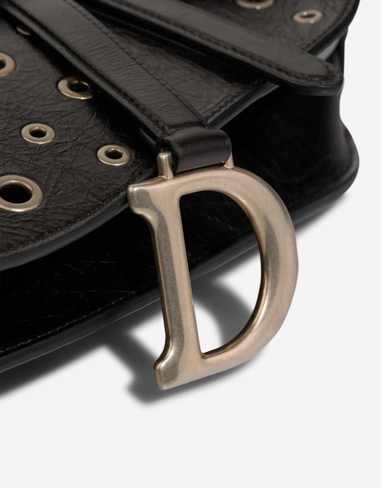 Dior Saddle Medium Aged Calf Black Closing System | Sell your designer bag