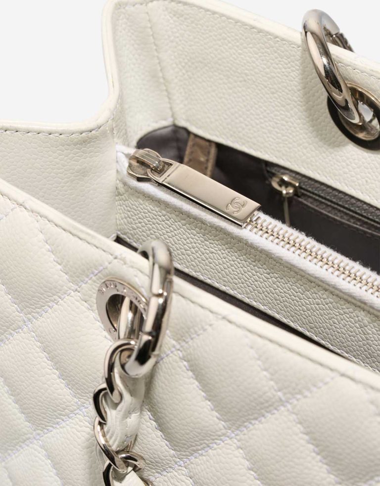 Chanel Shopping Tote GST Caviar White Closing System | Sell your designer bag
