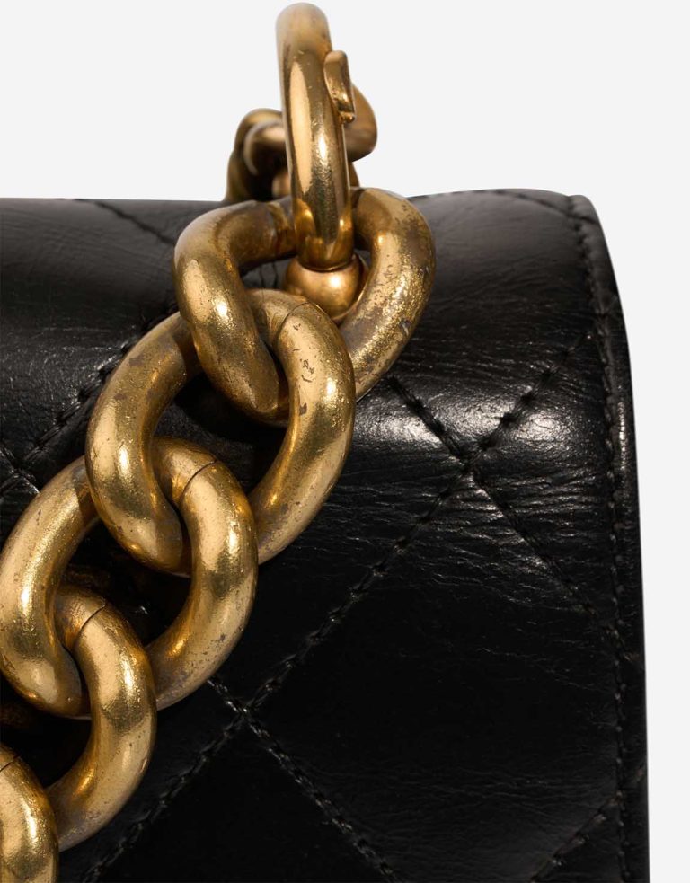 Chanel Around The Corner Flap Bag Medium Calf Black Signs of wear | Sell your designer bag