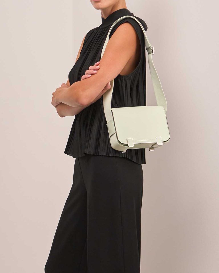 Hermès Geta Chèvre Mysore Vert Fizz Front | Sell your designer bag