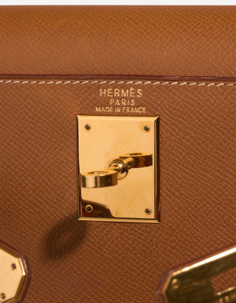 Hermès Kelly 28 Courchevel Gold Logo | Sell your designer bag