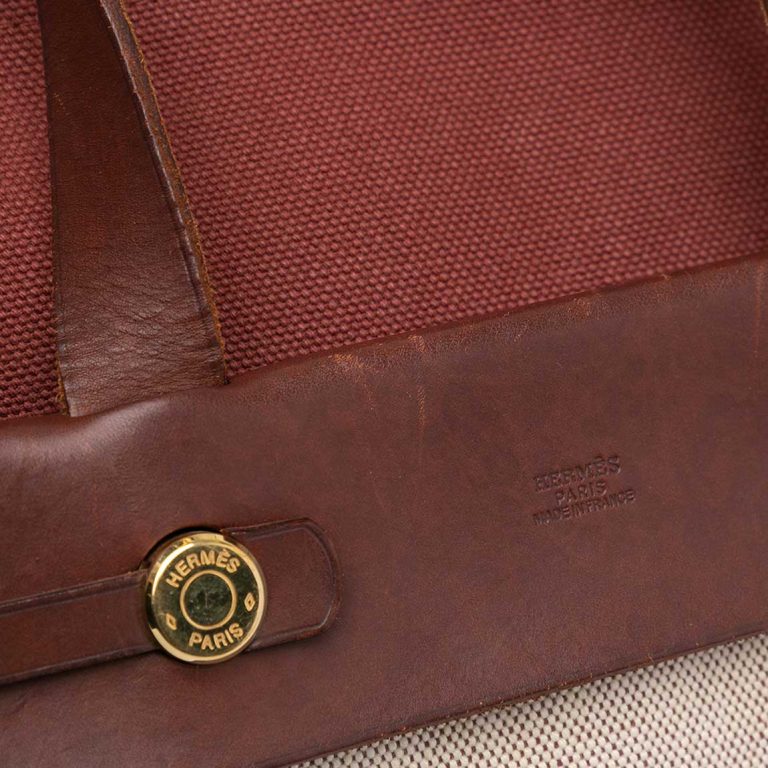 Hermès Herbag Cabas MM Toile / Vache Hunter Bordeaux / Écru Closing System | Sell your designer bag