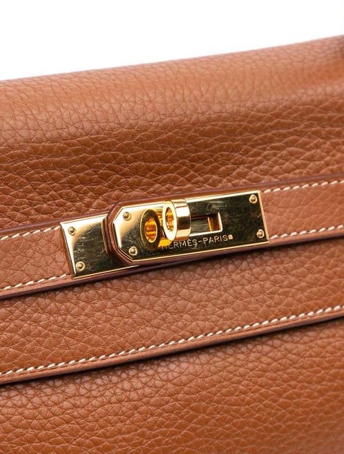 Hermès Kelly 32 Togo Gold Closing System | Sell your designer bag
