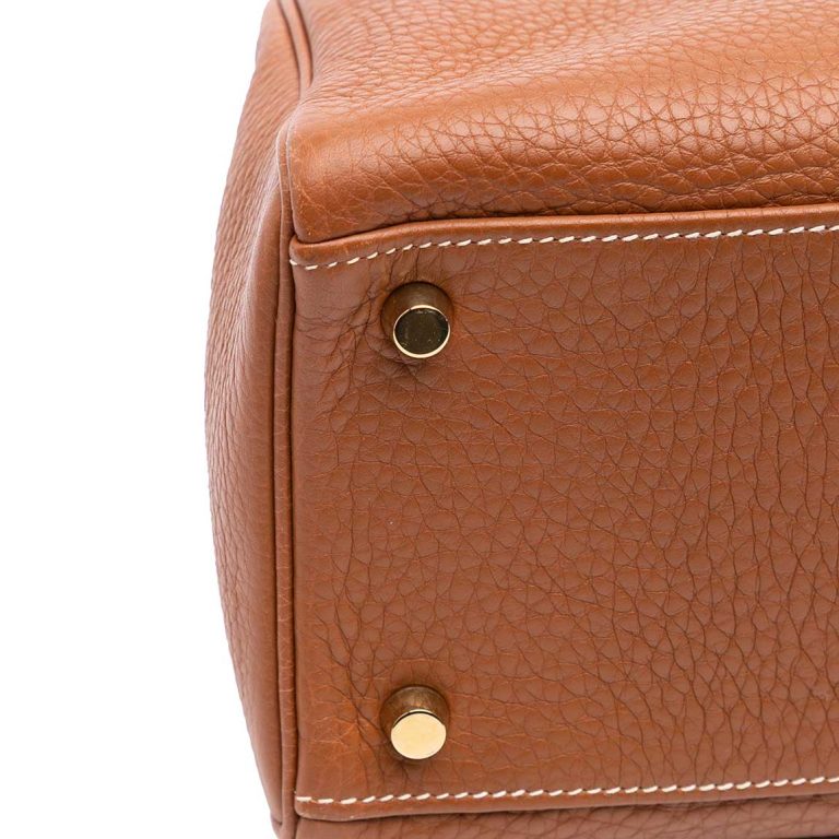 Hermès Kelly 32 Togo Gold Signs of wear | Sell your designer bag
