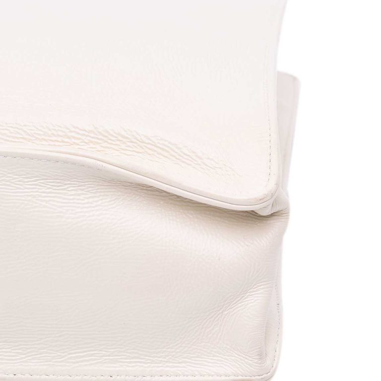 Chanel Shopping Tote Lamb White Signs of wear | Sell your designer bag