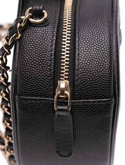 Chanel Filigree Round Clutch Caviar Black Closing System | Sell your designer bag