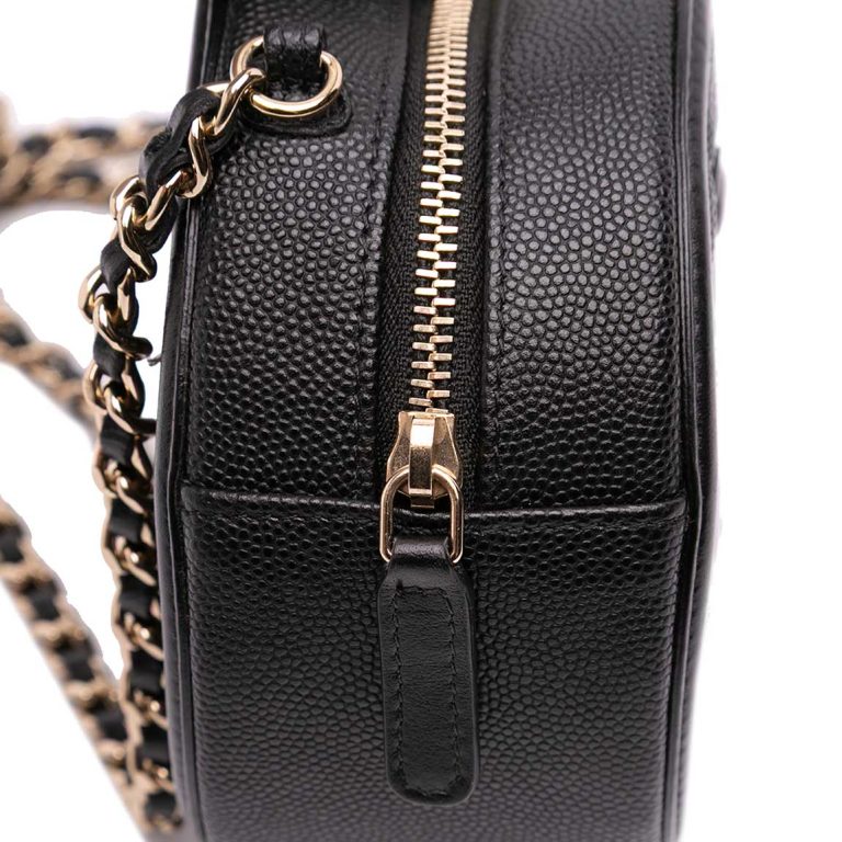 Chanel Filigree Round Clutch Caviar Black Front | Sell your designer bag