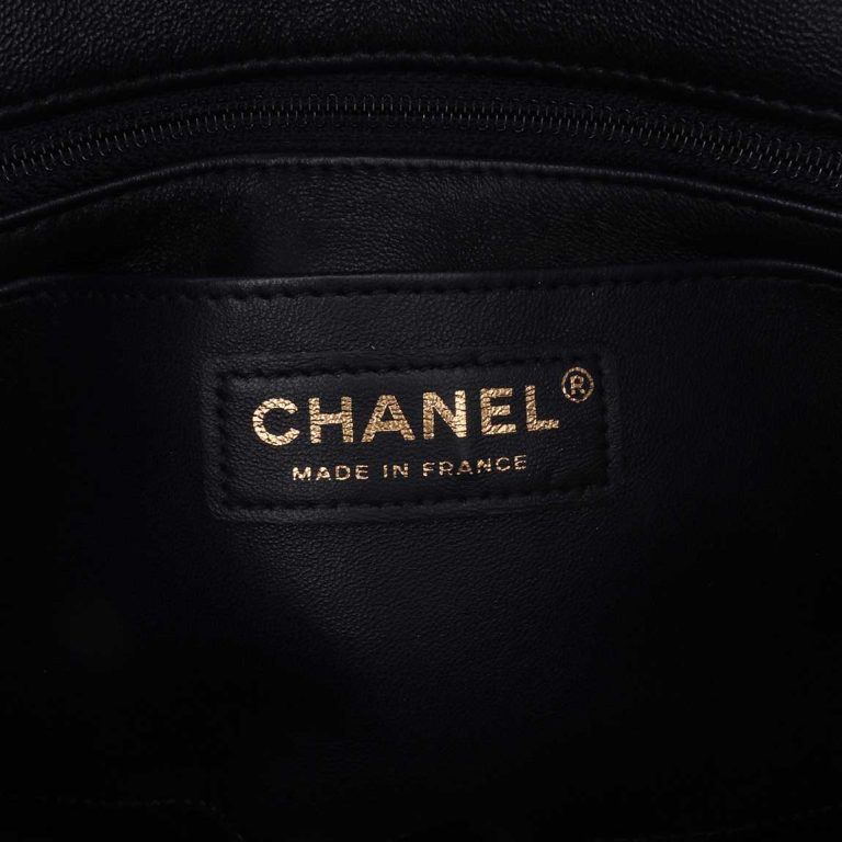 Chanel Timeless Medium Calf / Wool Pink / Dark Blue Logo | Sell your designer bag