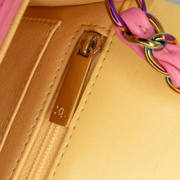 Chanel Timeless Single Flap Mini Rectangular Lamb Pink / Yellow Signs of wear | Sell your designer bag