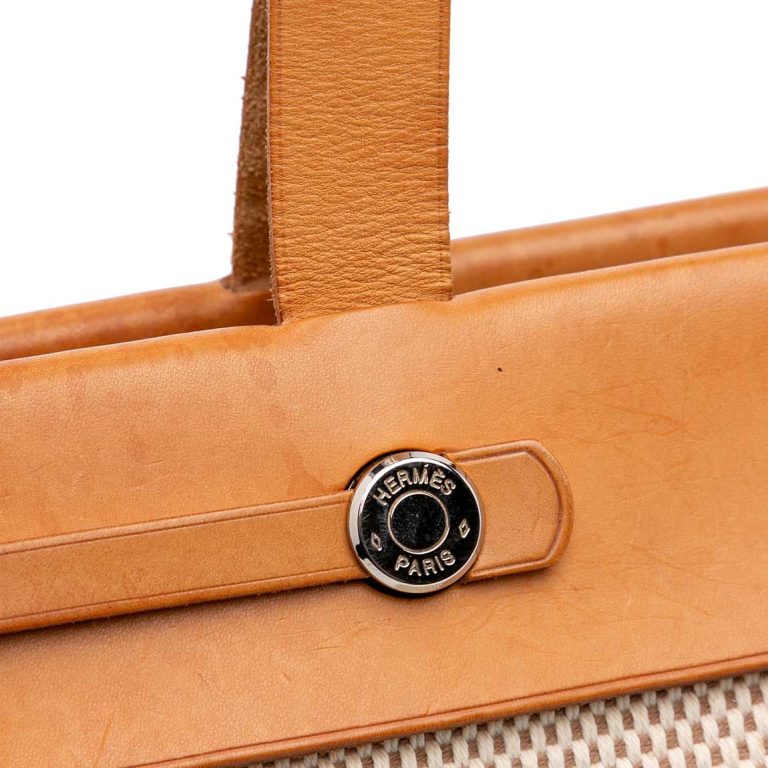 Hermès Herbag Cabas MM Toile / Vache Hunter Gold / Sable Naturel Closing System | Sell your designer bag