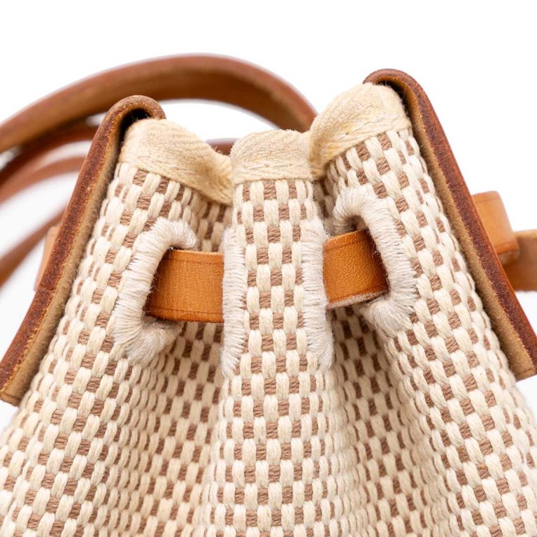 Hermès Herbag Cabas MM Toile / Vache Hunter Gold / Sable Naturel Signs of wear | Sell your designer bag