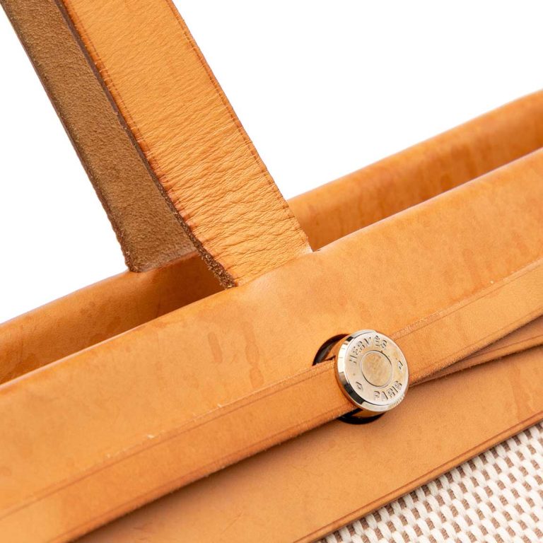 Hermès Herbag Cabas MM Toile / Vache Hunter Gold / Sable Naturel Signs of wear | Sell your designer bag