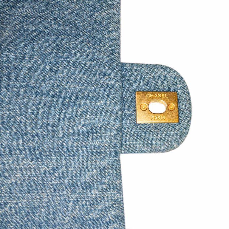 Chanel Mood Flap Bag Mini Rectangular Denim Blue / Multicolour Inside | Sell your designer bag
