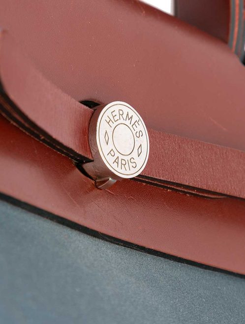 Hermès Herbag 39 Toile / Vache Hunter Rouge H / Gris Fumé  Closing System | Sell your designer bag