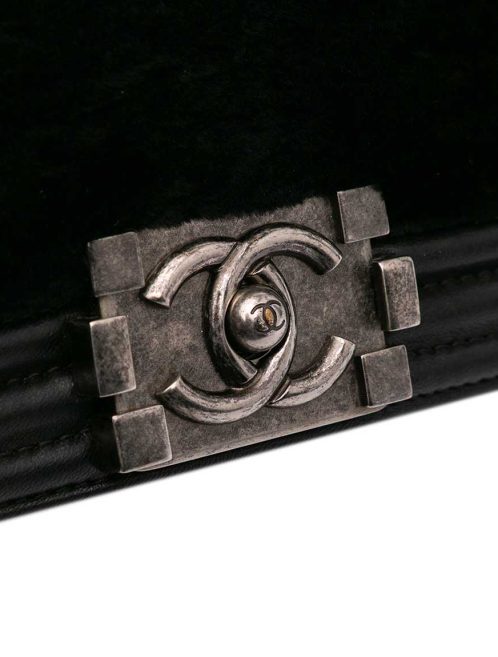 Chanel Boy East-West Lamb / Shearling Black Closing System | Sell your designer bag