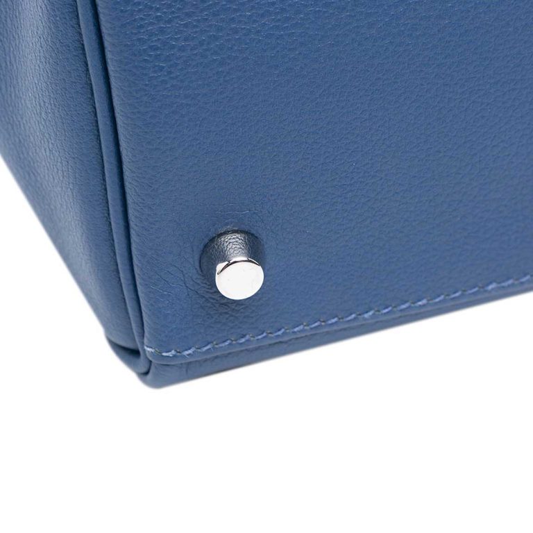 Hermès Kelly 28 Togo Bleu Paradise / Rouge Tomate Signs of wear | Sell your designer bag