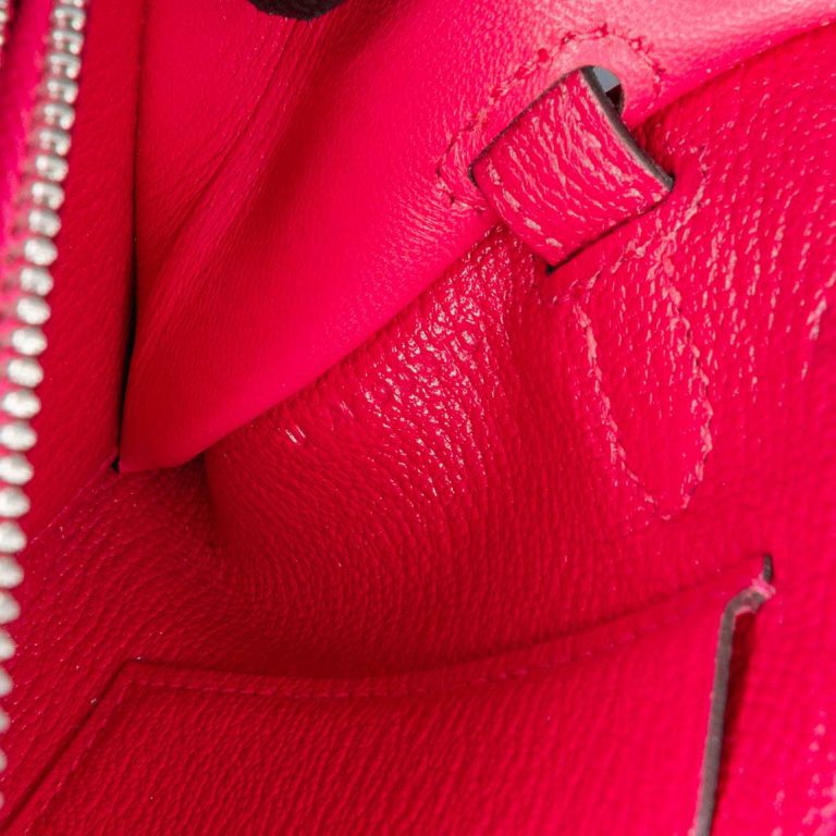 Hermès Kelly To Go Chèvre Mysore Rose Mexico Signs of wear | Sell your designer bag