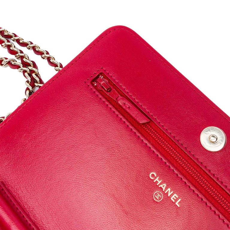 Chanel Wallet On Chain Lamb Red Logo | Sell your designer bag