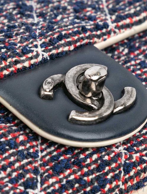Chanel Timeless Medium Tweed Blue Closing System | Sell your designer bag