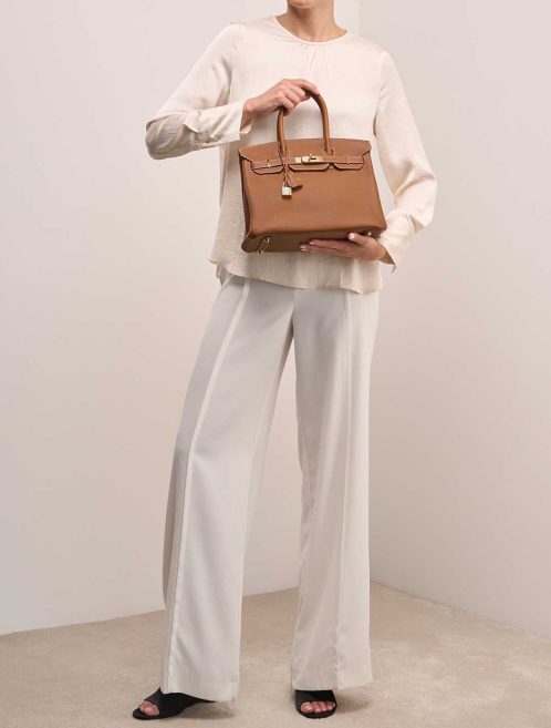 Hermès Birkin 30 Togo Gold on Model | Sell your designer bag