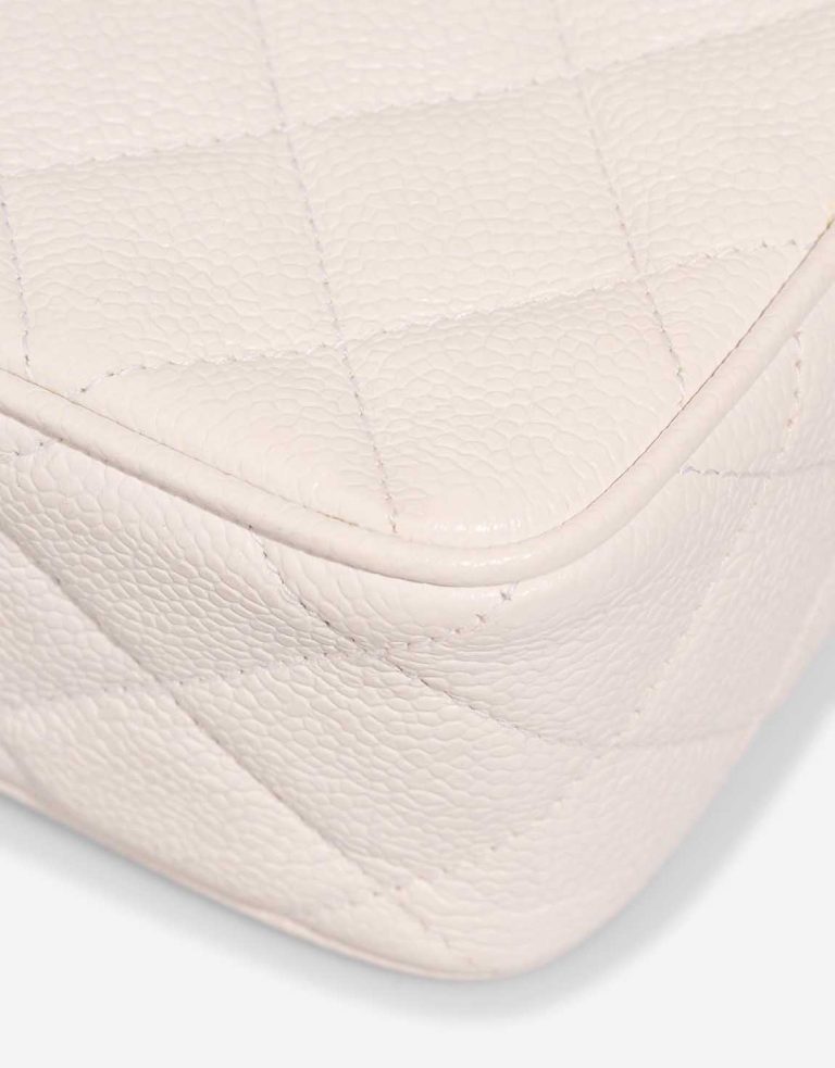 Chanel Camera Bag Caviar White Signs of wear | Sell your designer bag