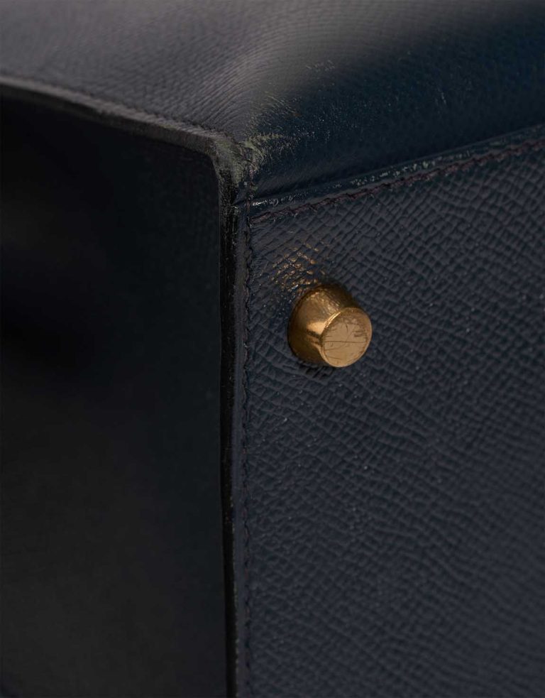 Hermès Kelly 35 Courchevel Bleu Marine Signs of wear | Sell your designer bag