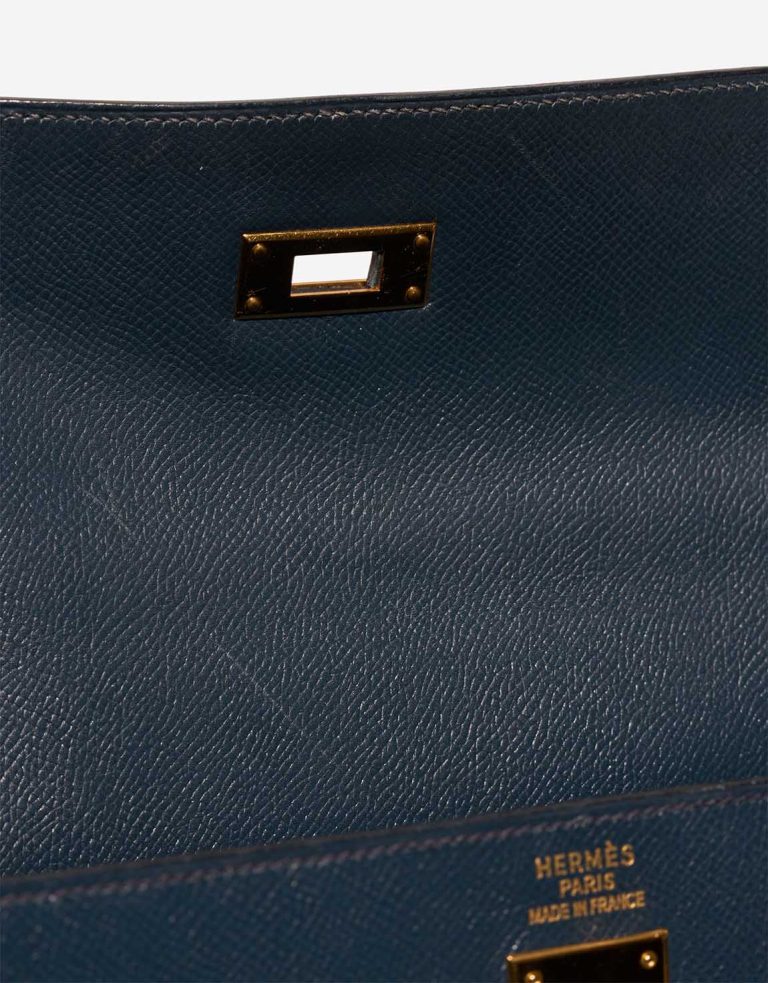 Hermès Kelly 35 Courchevel Bleu Marine Signs of wear | Sell your designer bag
