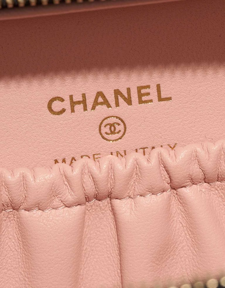 Chanel Vanity Small Patent Black / Rose Logo | Sell your designer bag