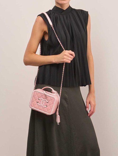 Chanel Vanity Small Caviar Pink / White on Model | Sell your designer bag