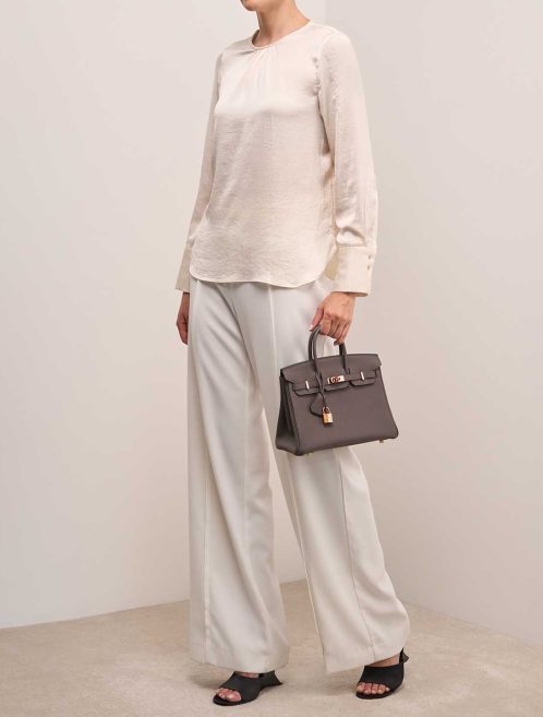 Hermès Birkin 25 Togo Gris Étain on Model | Sell your designer bag