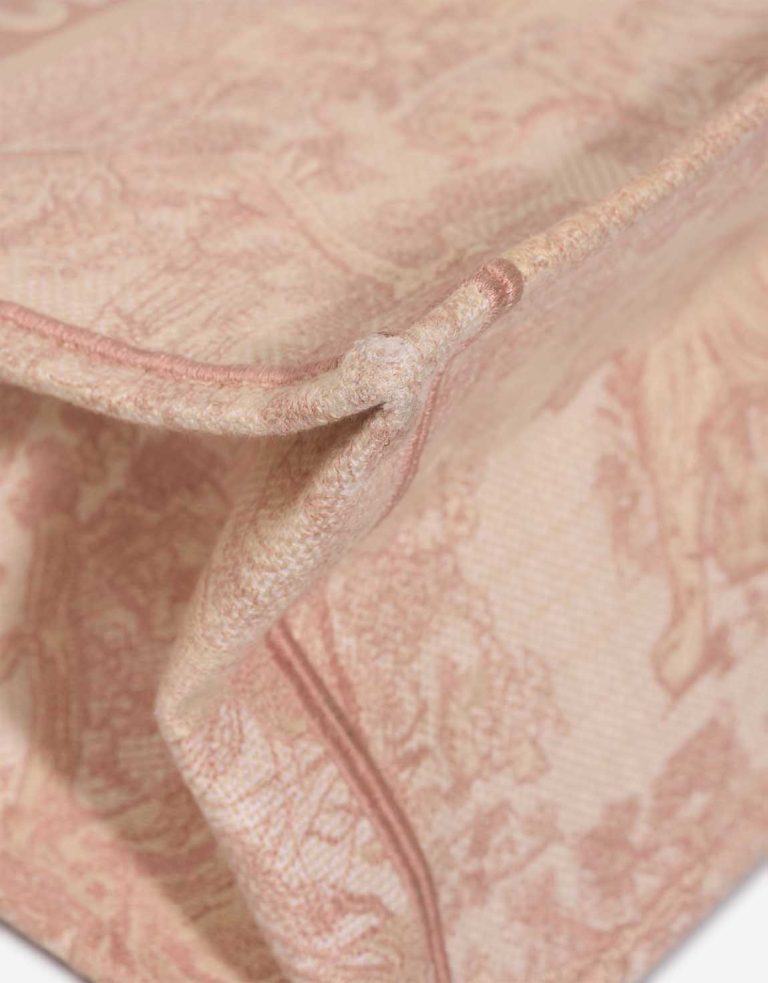 Dior Book Tote Large Toile de Jouy Light Pink Signs of wear | Sell your designer bag