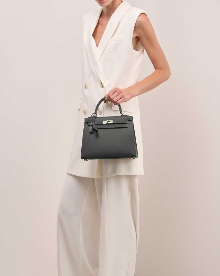 Hermès Kelly 25 Epsom Ardoise Electrum on Model | Sell your designer bag