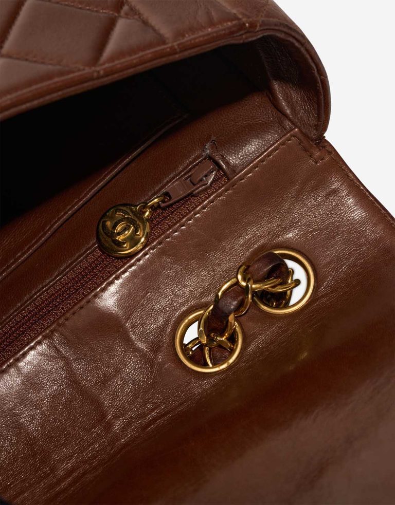 Chanel Timeless Medium Lamb Brown Signs of wear | Sell your designer bag
