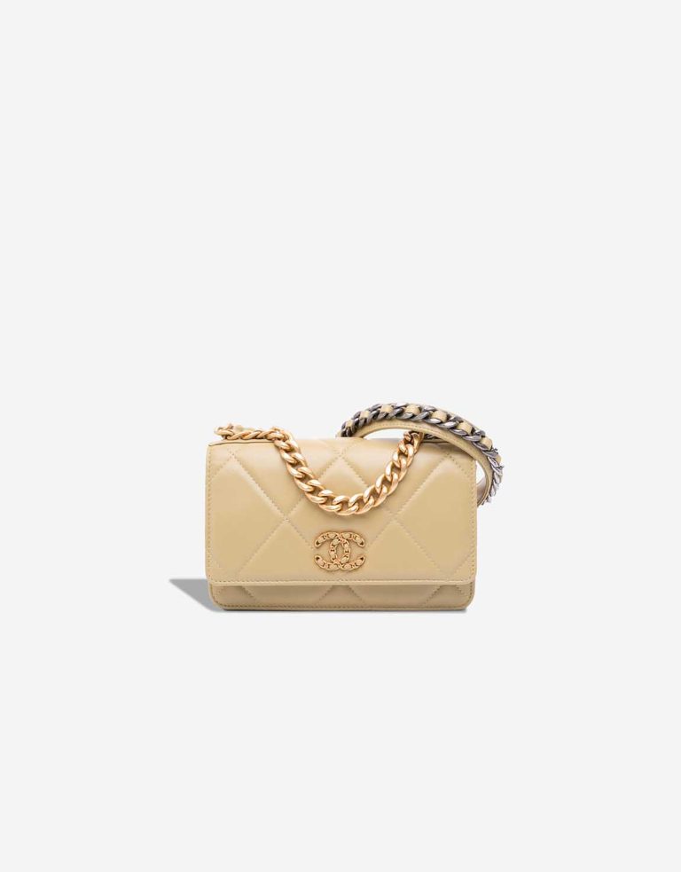 Chanel 19 Wallet On Chain Lamb Beige Front | Sell your designer bag