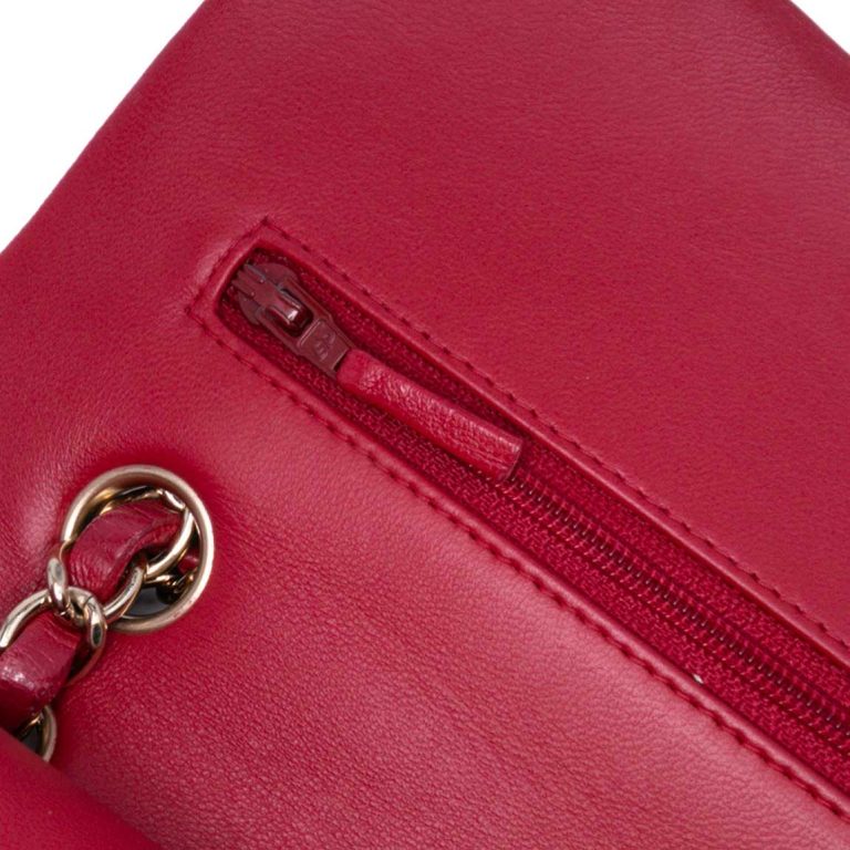 Chanel Timeless Medium Lamb Red Signs of wear | Sell your designer bag