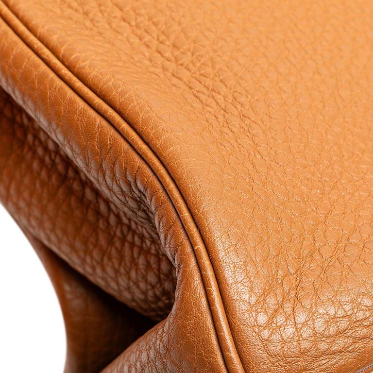 Hermès Birkin 30 Clémence Gold Signs of wear | Sell your designer bag
