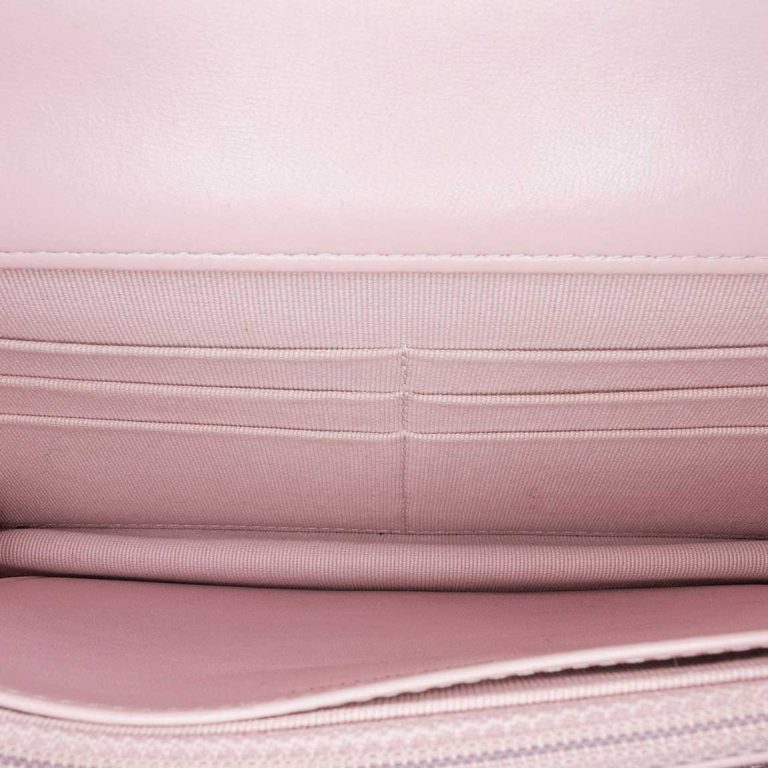 Chanel 19 Wallet On Chain Lamb Pink Inside | Sell your designer bag