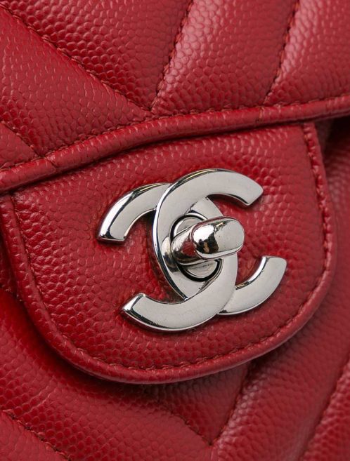 Chanel Timeless Chevron Medium Caviar Red Closing System | Sell your designer bag
