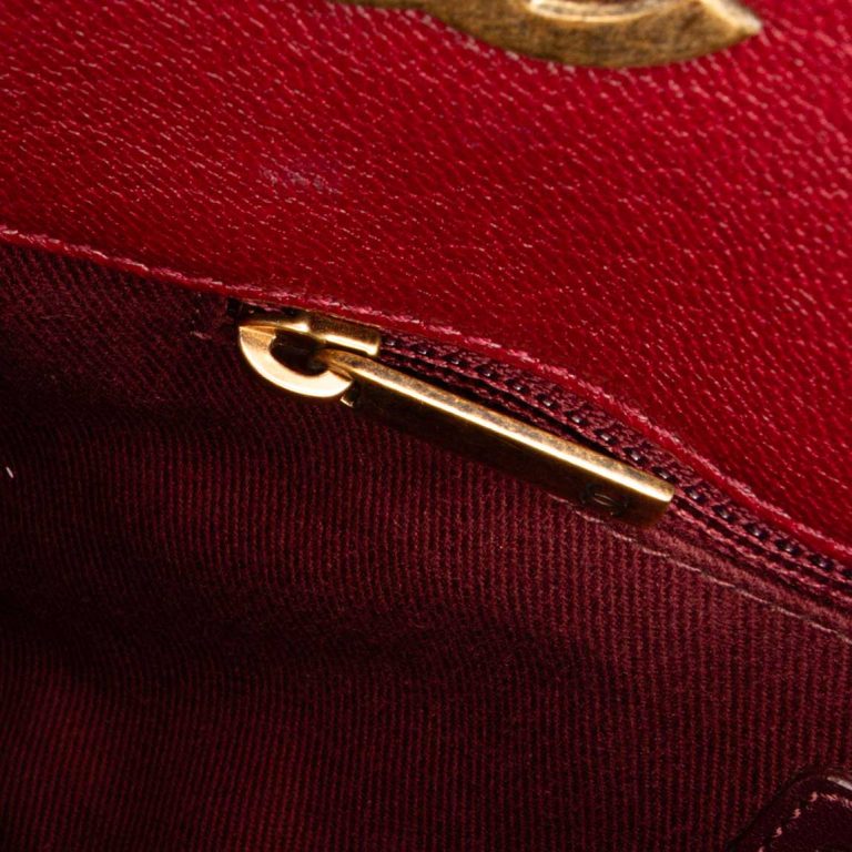 Chanel Shopper Paris-Salzburg Goat / Patent Bordeaux Signs of wear | Sell your designer bag