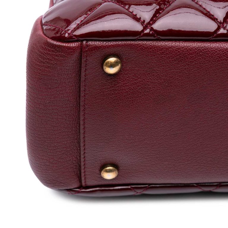 Chanel Shopper Paris-Salzburg Goat / Patent Bordeaux Signs of wear | Sell your designer bag