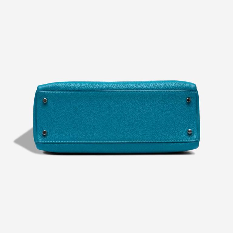 Hermès Kelly 32 Togo Turquoise Signs of wear | Sell your designer bag