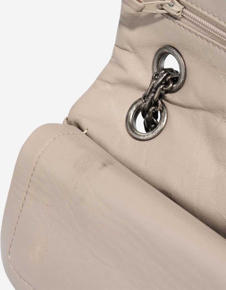 Chanel 2.55 Reissue 226 Aged Calf Light Grey Signs of wear | Sell your designer bag