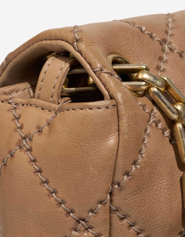 Chanel Timeless Jumbo Calf Beige Signs of wear | Sell your designer bag
